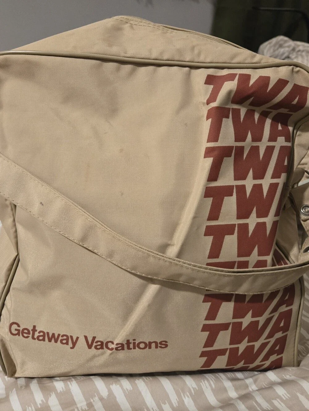 Vintage TWA Getaway Vacations Travel Bag
